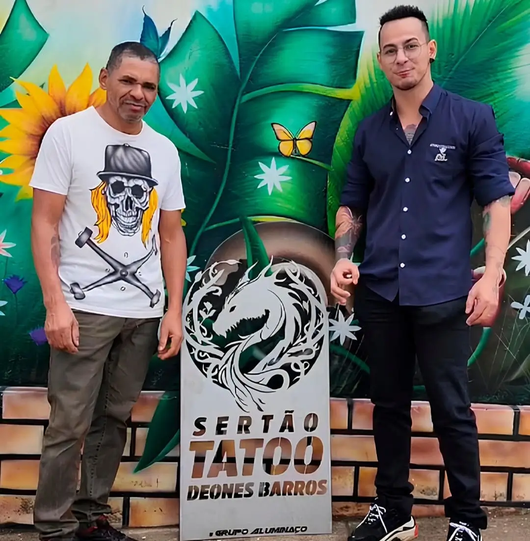 Deones Barros